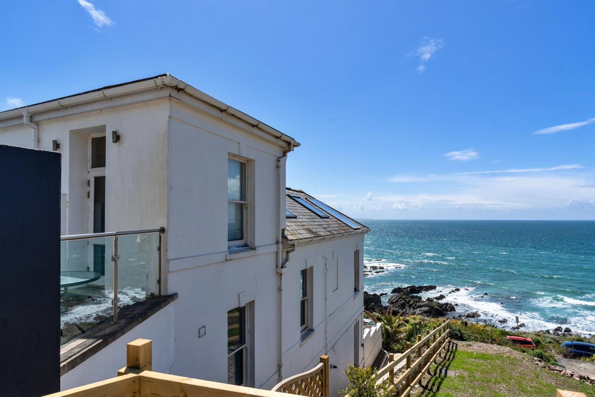 Apartment Finest Retreats - Ocean Lookout - Luxury With Sea Views *