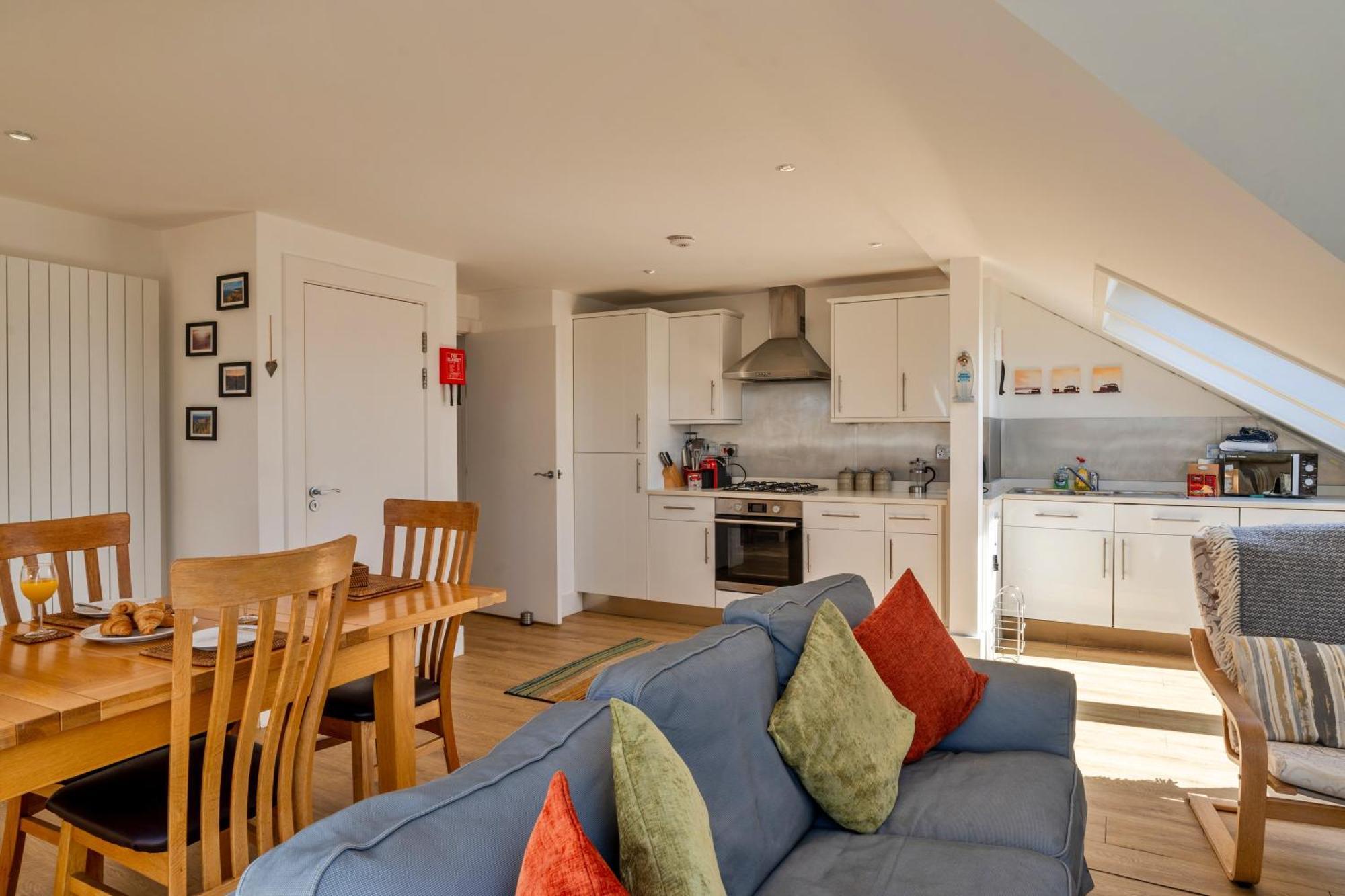 Finest Retreats - Ocean Lookout - Luxury With Sea Views Apartment *