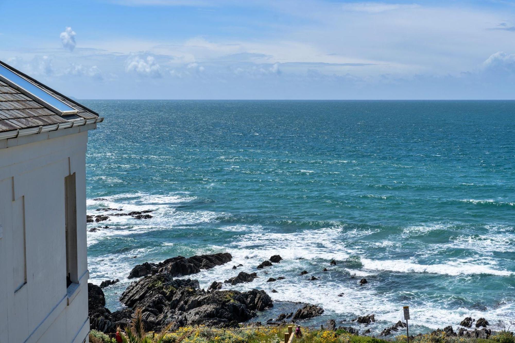 Apartment Finest Retreats - Ocean Lookout - Luxury With Sea Views *